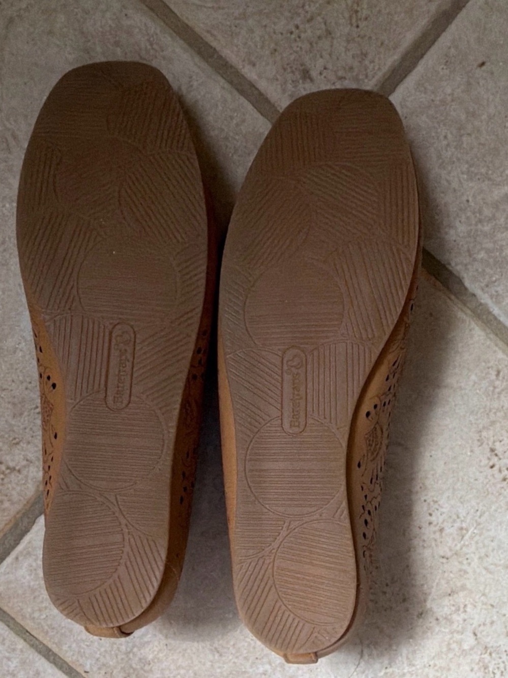 BareTraps Women's Tan Laser-Cut Slip-On Flats - Picture 3 of 4
